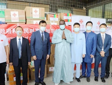 愛心無國界，科達(dá)非洲陶瓷助力當(dāng)?shù)貞?zhàn)“疫”